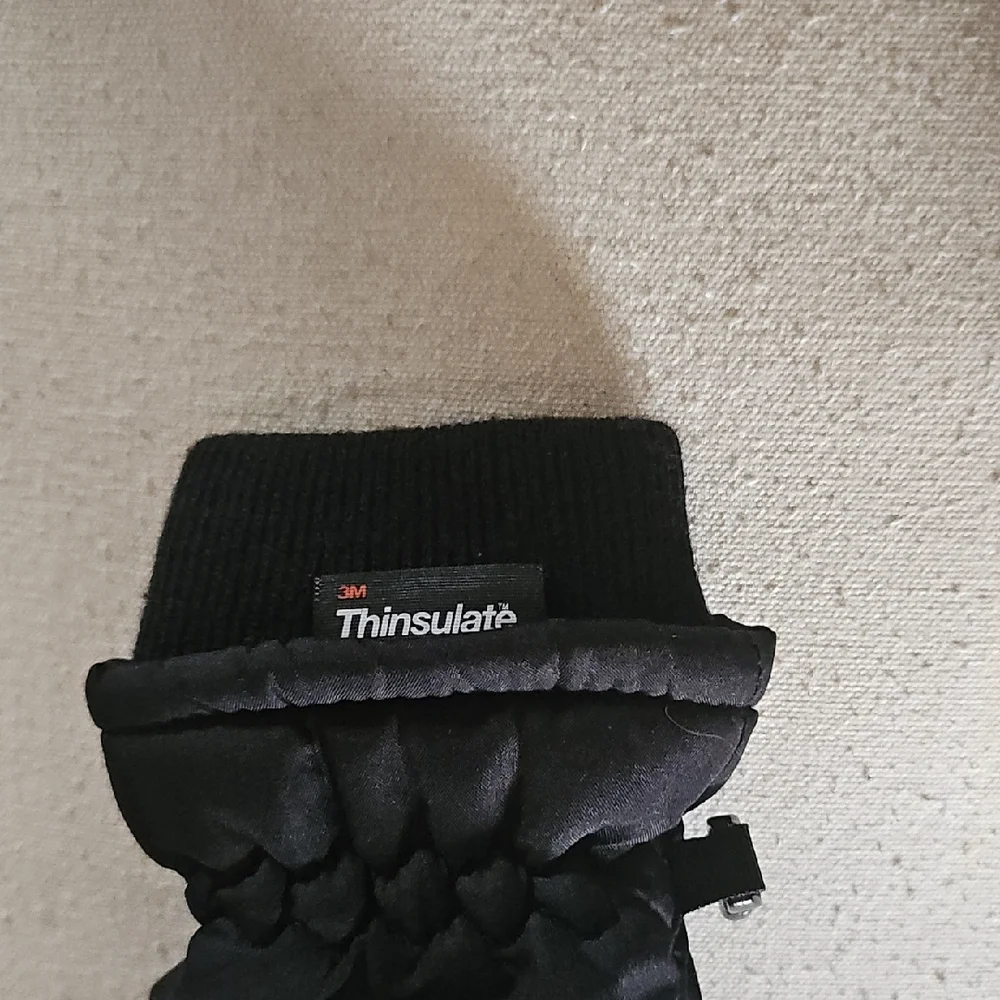 Black Winter Gloves